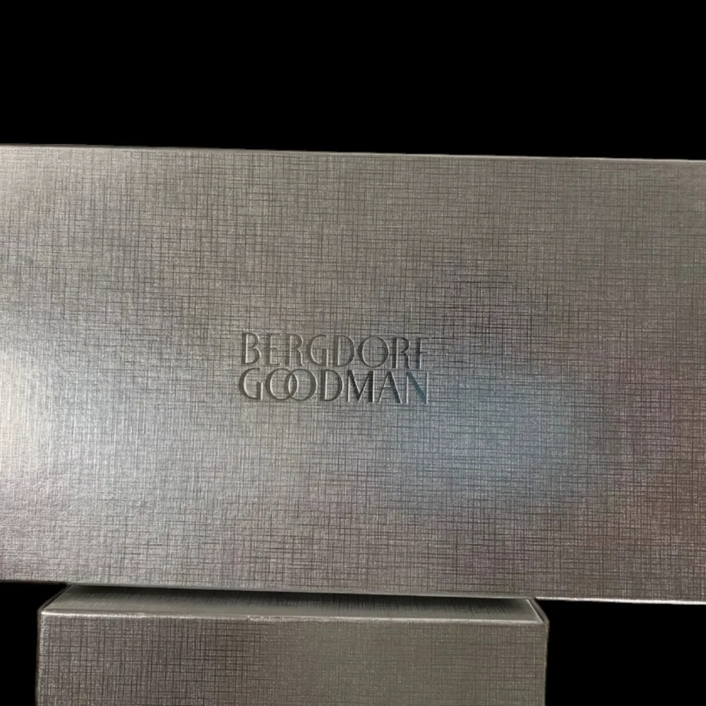 2 Bergdorf Goodman Silver Logo Gift Boxes 6.5x6.5x5.5 + Larger 12x6x5